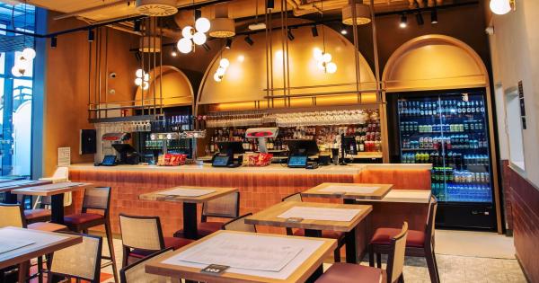 Wetherspoon interior
