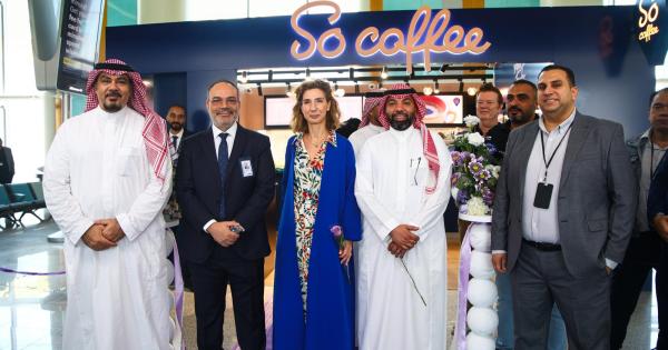 Photo de l'ouverture du caf&eacute; So Coffee &agrave; l'a&eacute;roport de Medinah 